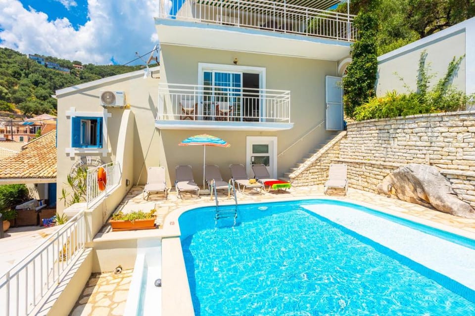Villa Thalassa: Large Private Pool, Walk to Beach, Sea Views, A/C, WiFi, Car Not Required            Apartment in Corfu, Greece