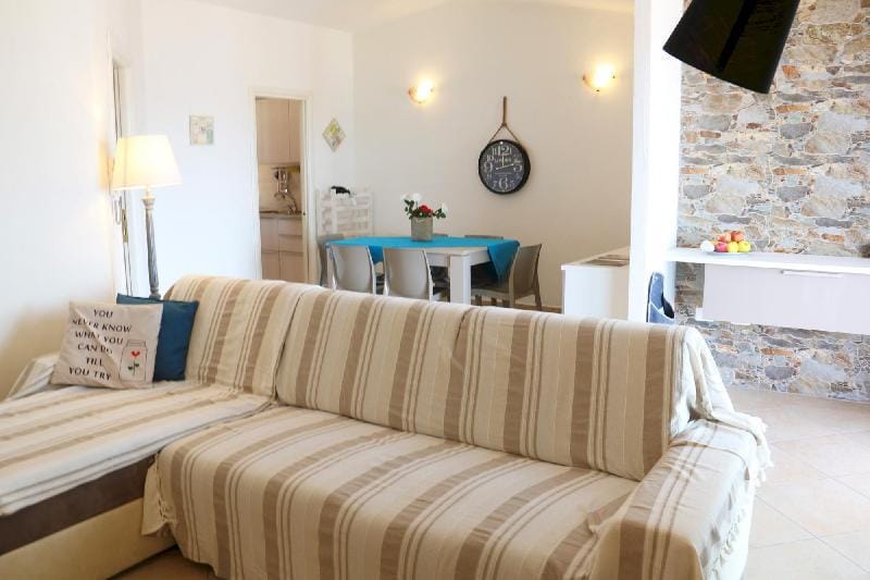 Attico Baja Ostina 3 bedrooms apartment in Terrabianca Apartment in Sardinia