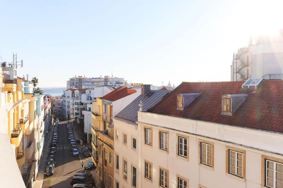 MARQUES DE POMBAL DUPLEX WITH TERRACE by HOMING Apartment in Lisbon