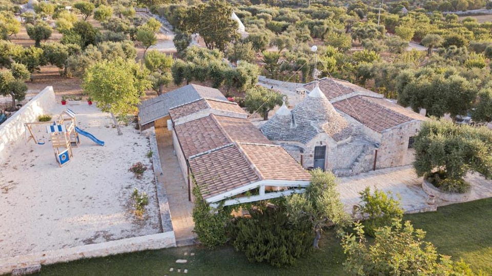 BA-C134-SCFA0AT - Trulli Italia 6+2 Apartment in Apulia