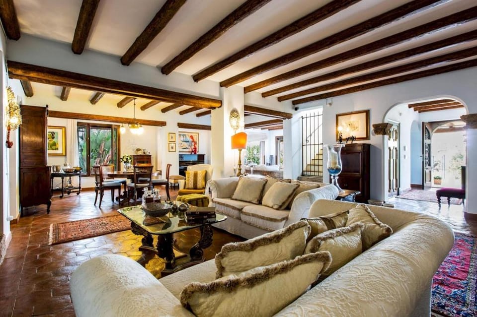 Giardini-Naxos Beautiful Villa with pool Apartment in Naxos