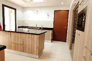 Lagoon & Mountain View Villa Villa in Muscat Governorate, Oman