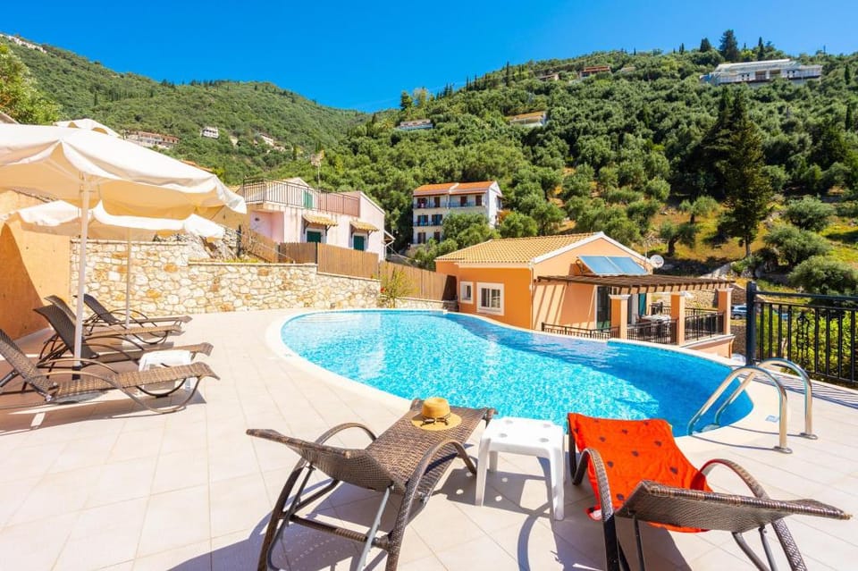 Villa Konstantinos: Large Private Pool, Walk to Beach, Sea Views, A/C, WiFi                          Apartment in Corfu, Greece