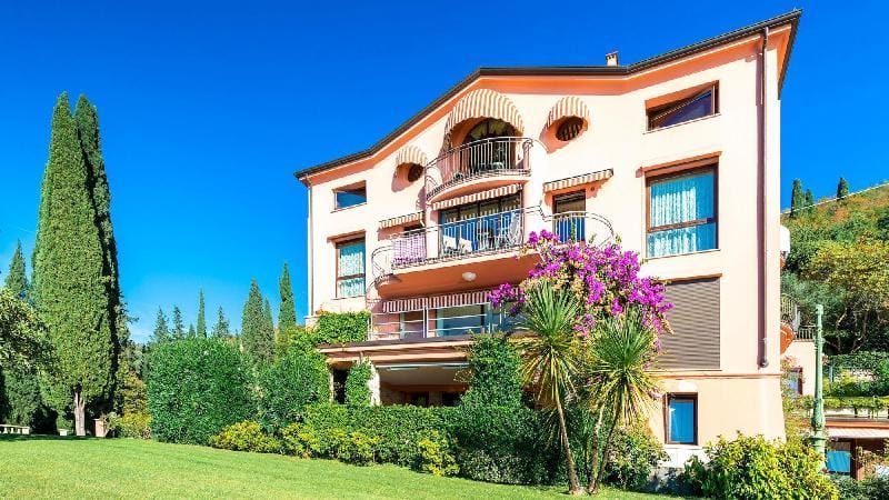 Corazza 6+1  in Torri del Benaco Apartment in Torri del Benaco
