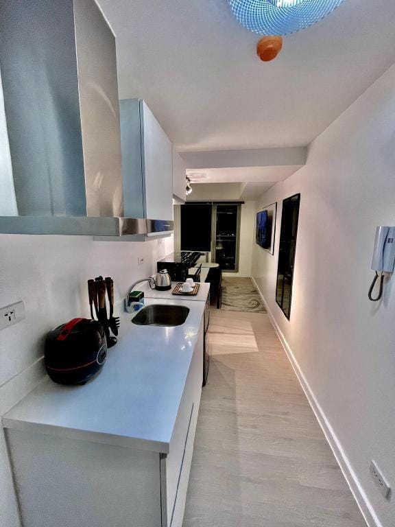 Minimalist High-Rise Studio w/ Balcony  Vacation rental in Calabarzon