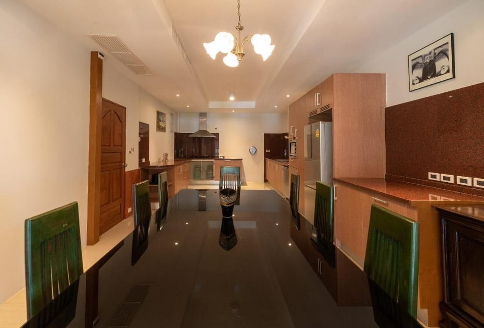 Family 3bedroom +kitchen  Villa in Ko Samui