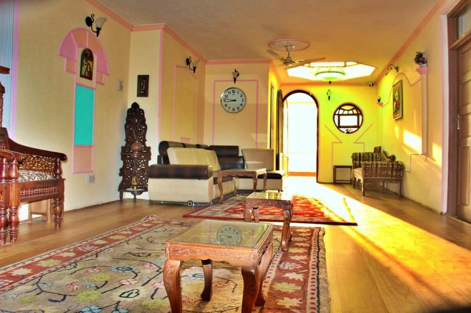 Amazing Stay in Srinagar. 5 mins from Dal Lake. Vacation rental in India