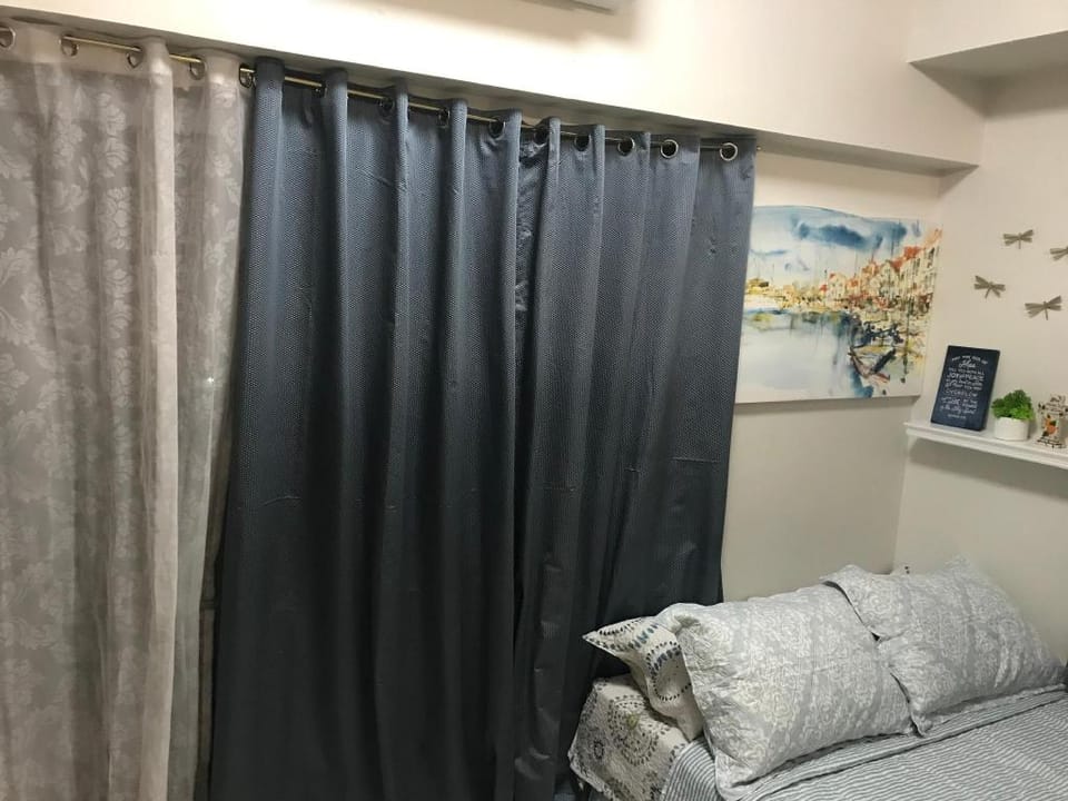 You can relax because the space is big and clean. Apartment in Quezon City