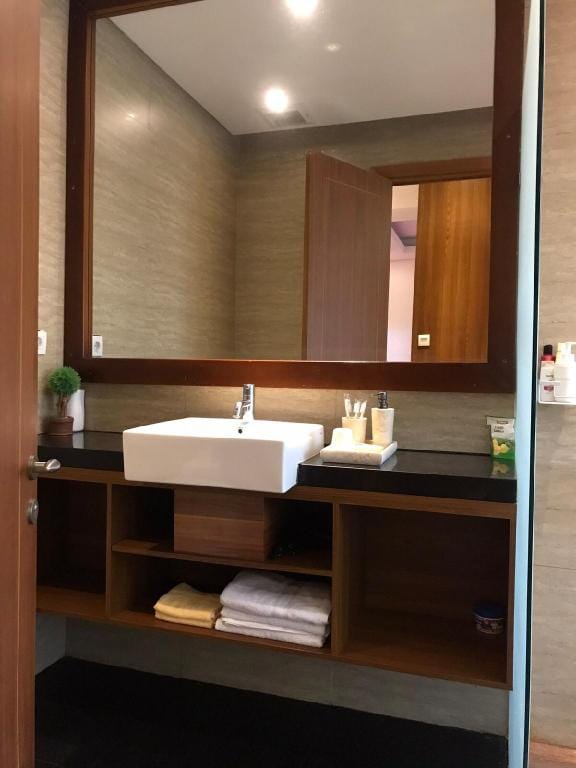 THE VARANA 4BR Private Pool Villa Vimala Hills Villa in West Java