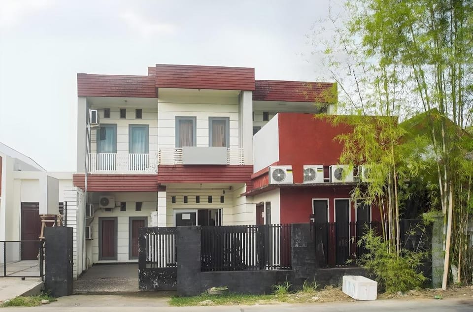 Hotel O Icha Homestay Hotel in Indonesia