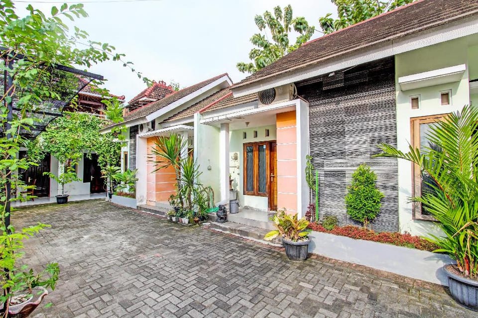 Hotel O Gita Graha Guest House Syariah Hotel in Yogyakarta