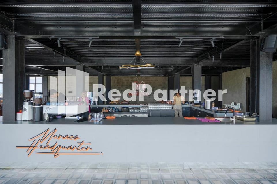 SM Guest House Malang Mitra RedDoorz Hotel in East Java