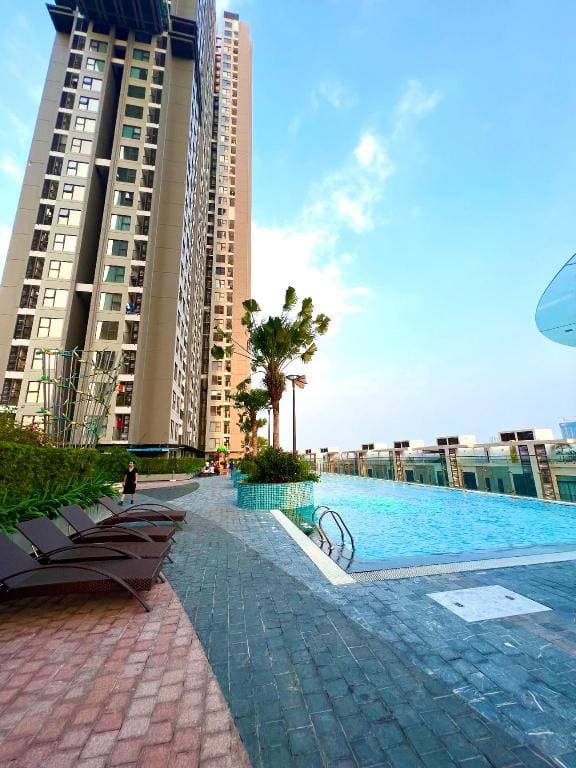 Cỏ May Homestay Ecopark Apartment in Laos
