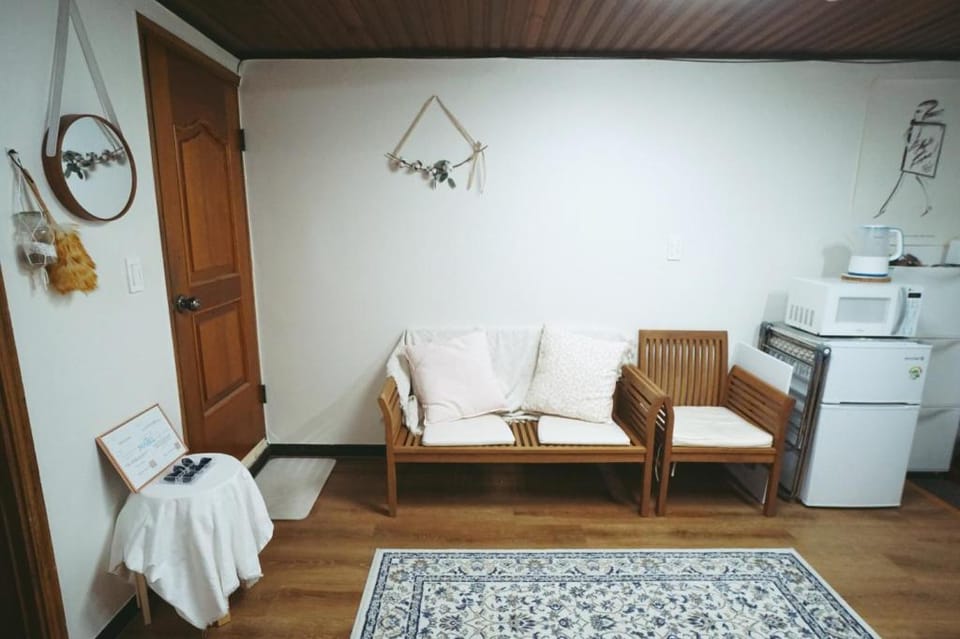 hongik univ stn 10sec,3rooms,4beds, 1st floor [19] Villa in Seoul