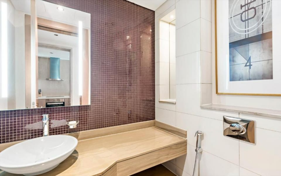 ALiving- Iconic 1BR in Paramount Business Bay 6205 Apartment in Dubai