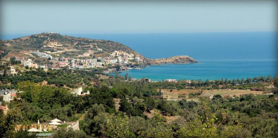 VILLA UPHORIA  with private pool and garden Villa in Crete