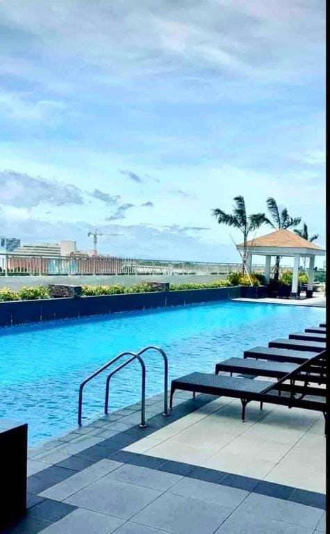 Coast Residences BRSuite SMDC Pasay Manila Netflix Apartment in Pasay