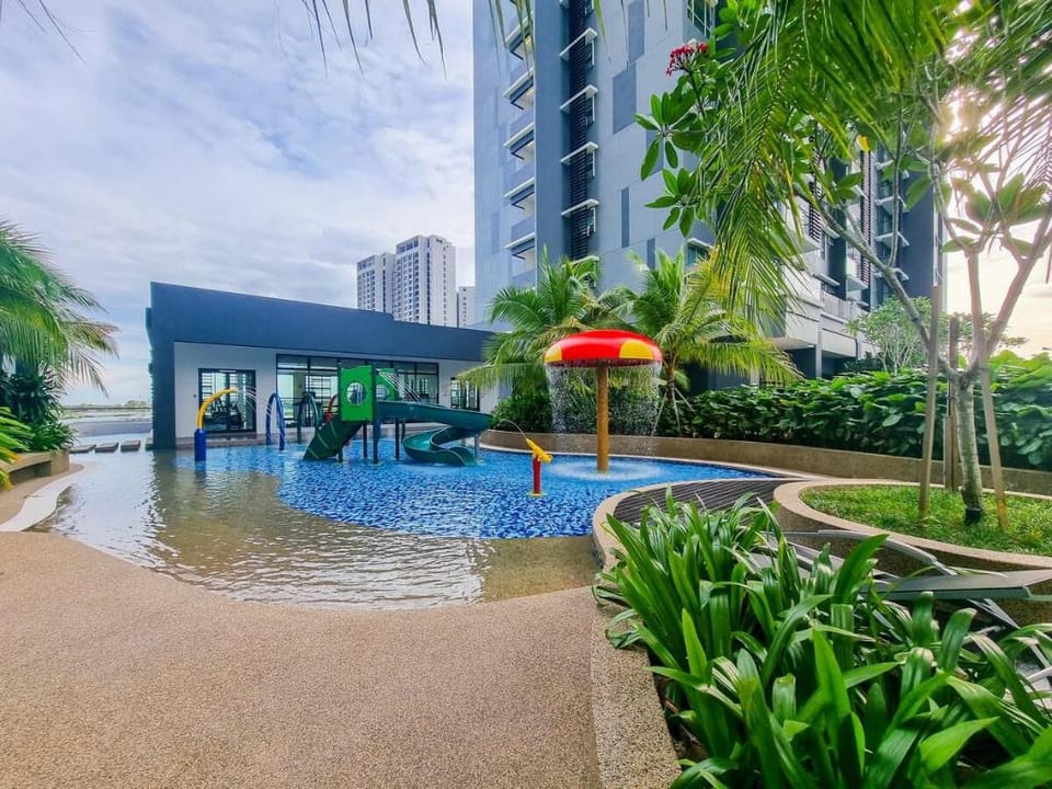 D'Royal Suite 4BR by Nest Home @Bukit Rimau 6pax Apartment in Selangor, Malaysia