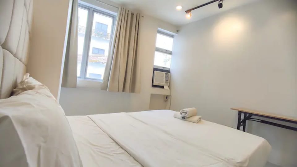 CLEAN AND AFFORDABLE | STUDIO MAKATI 208 Vacation rental in Mandaluyong