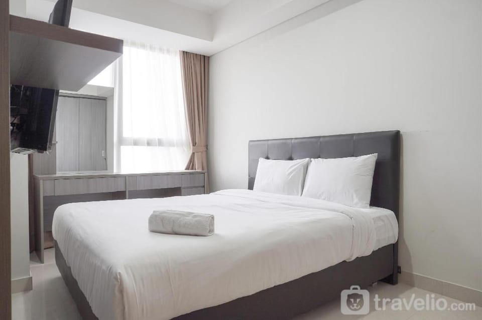 Comfort 2BR at Gold Coast Apartment By Travelio Apartment in Jakarta