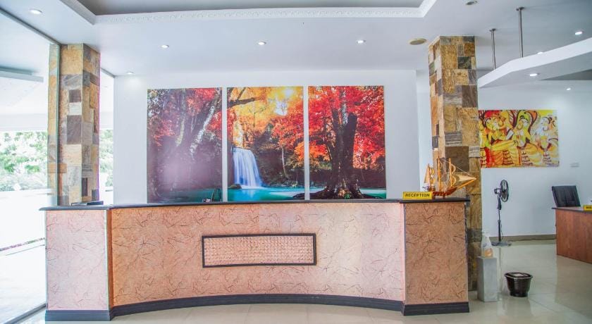 Hotel Remaco Hotel in Western Province