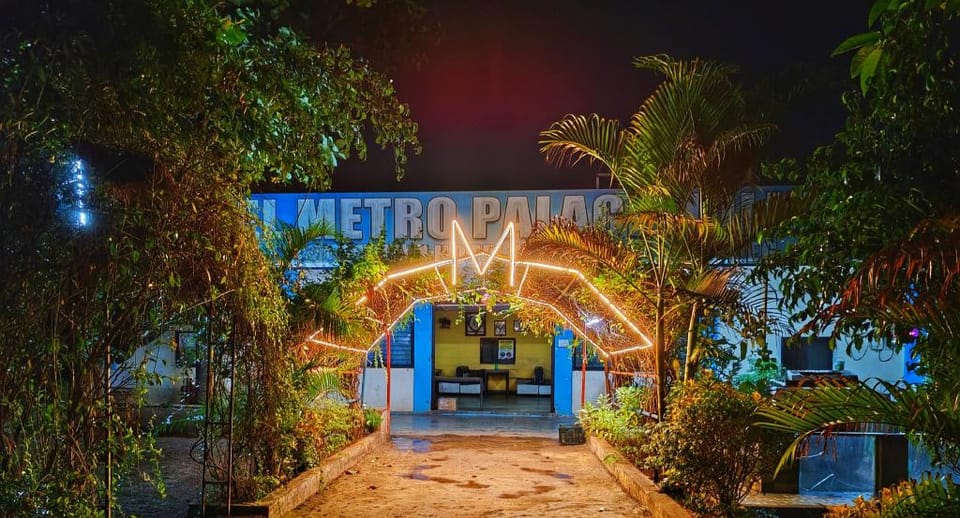 hotel metro palace resort Hotel in Maharashtra