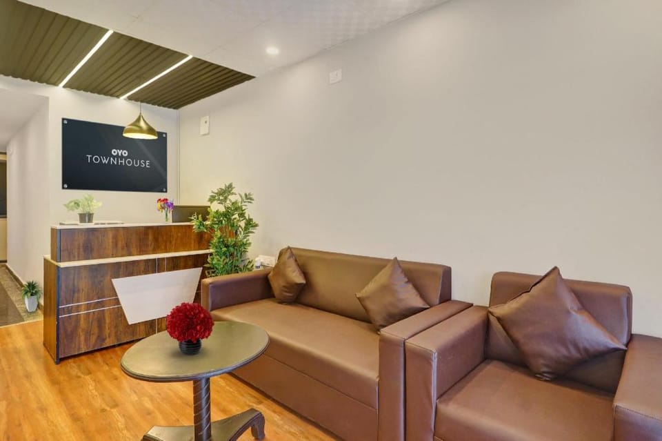 Super Townhouse RCC PARK VIEW INN Hotel in Hyderabad