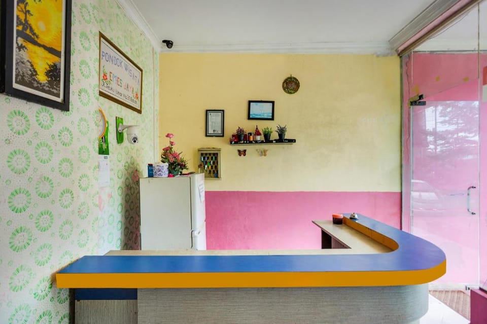 Hotel O Emes Jaya HomestayNearSamsung Electronic Indonesia PT Hotel in Riau Islands, Indonesia