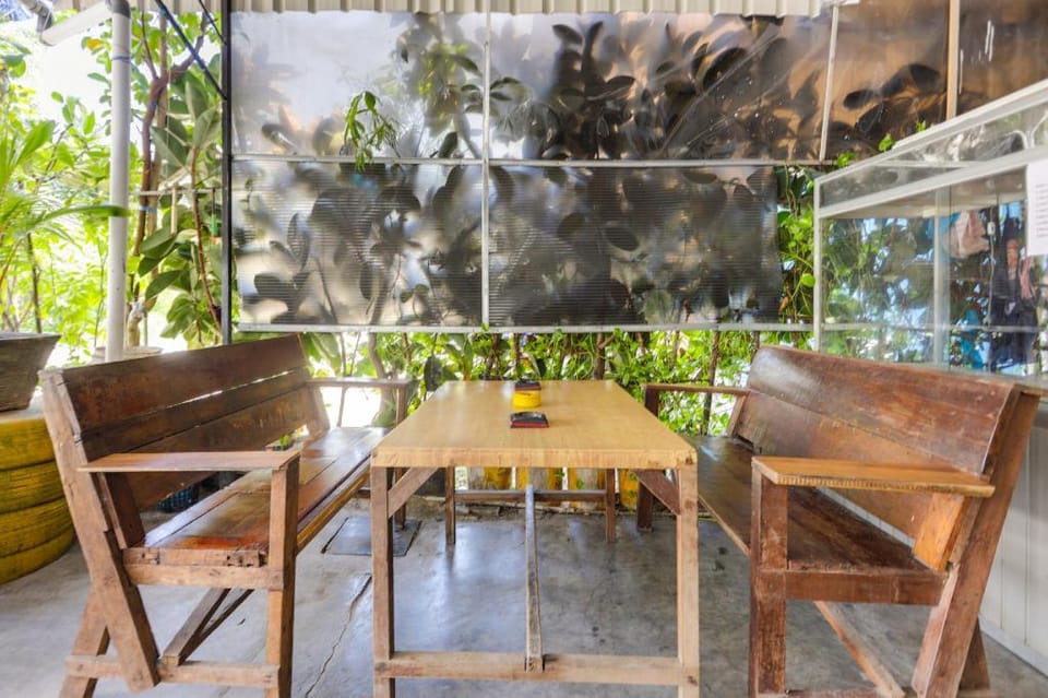 Hotel O Bilqis Homestay NearThe Hot River, Dog Run Hotel in Riau Islands, Indonesia