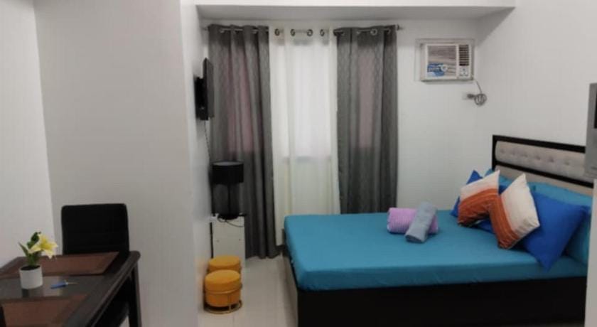 SnugglePod Condotel - Grand Riviera Suites, US Embassy Manila, Roxas Blvd Apartment hotel in Manila City