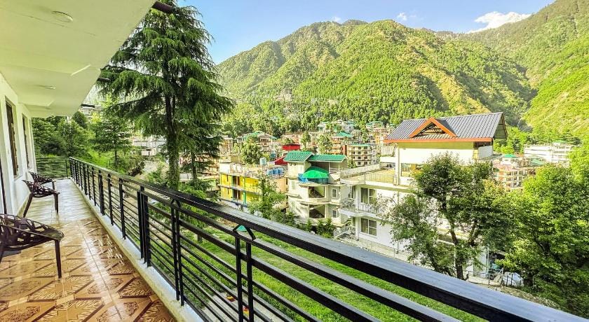 Mountain Vista Bed and Breakfast in Punjab, India