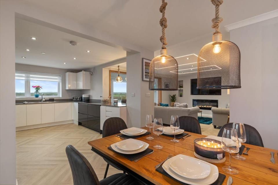 Golwg Y Môr - Sea View Cottage with Hot Tub Vacation rental in Saundersfoot