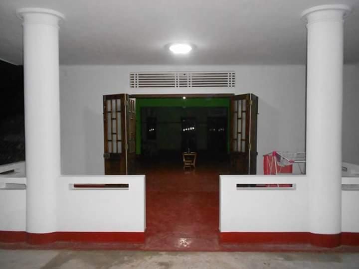 Celone traditional banglo  Vacation rental in Southern Province