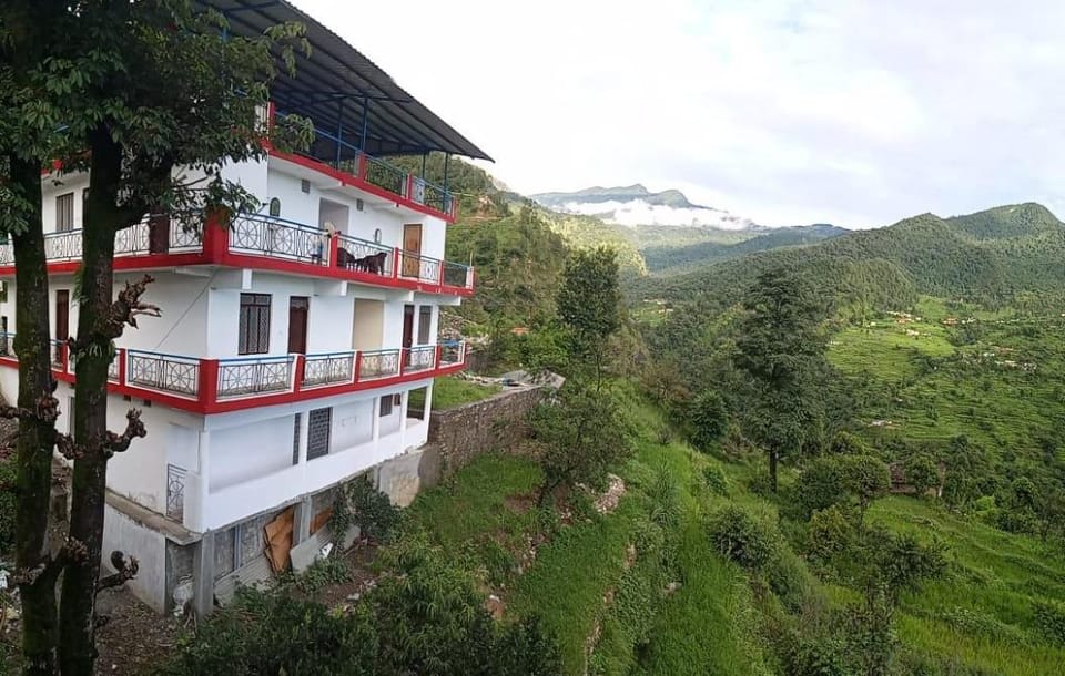 CHOPTA HEAVENS Hotel in Uttarakhand