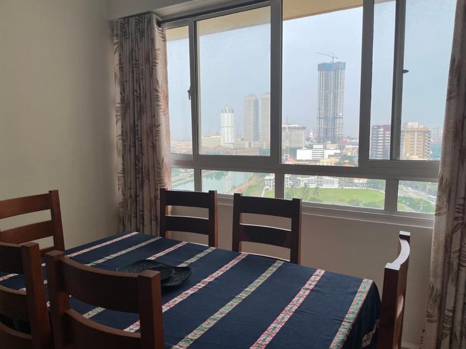 Pearl Port View Apartment Apartment in Colombo
