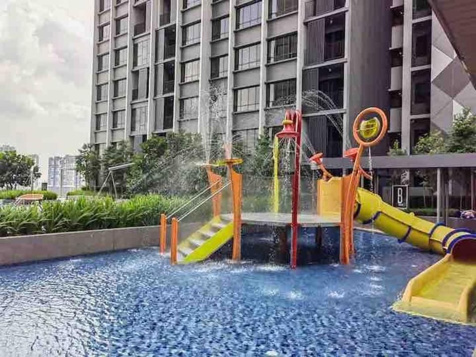 Millerz Suite 3R2B Condo Near MidValley 3 Beds 3 Bedrooms Staycation Best Choice Apartment in Federal Territory of Kuala Lumpur