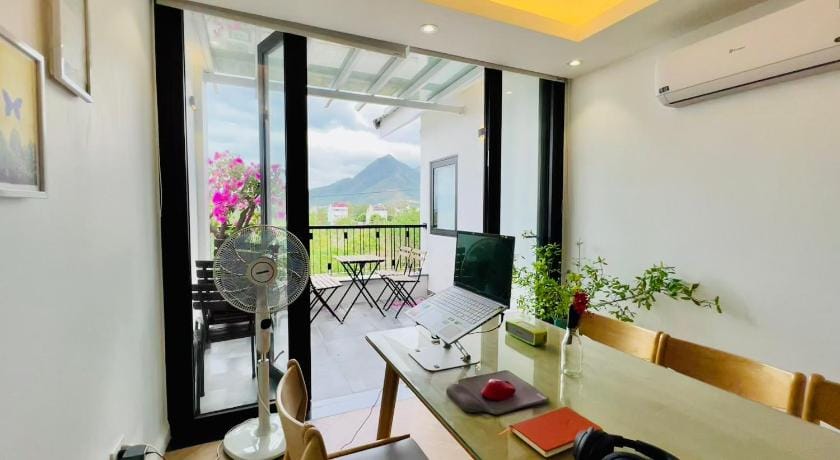 The Track Homestay - Near Bai Dai Beach Vacation rental in Khanh Hoa Province