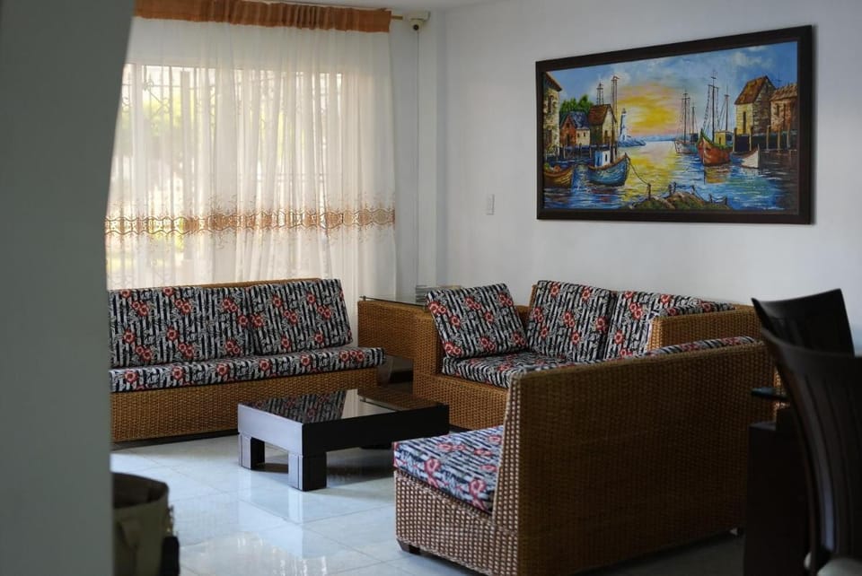 Hermosa Casa 1 plantas, piscina, 5 habitaciones Vacation rental in Cali