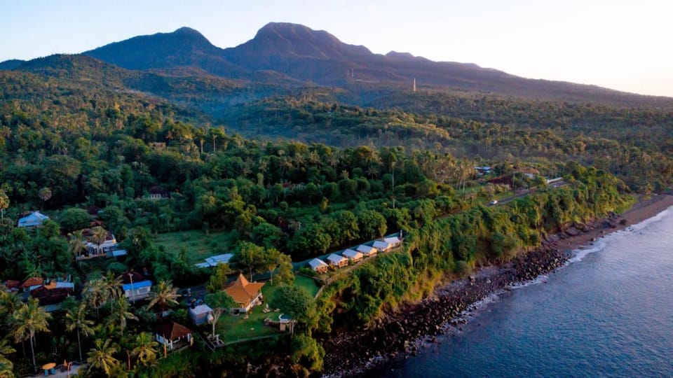 Bali Cliff Glamping Luxury tent in Karangasem Regency