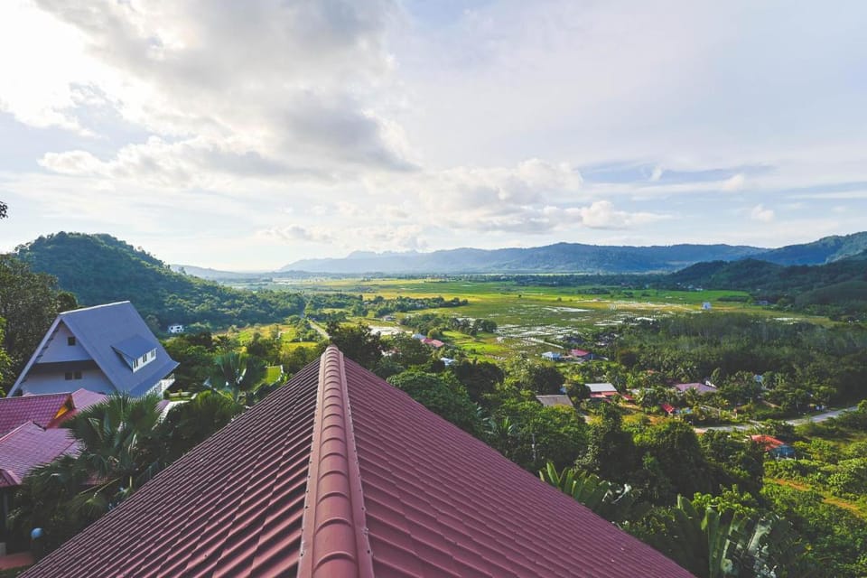 The Diamond View Villa - Private Pool & Jacuzzi Villa in Kedah