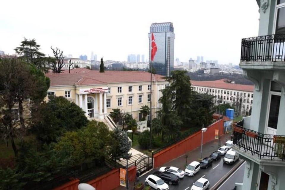 the Best inTown/ Spectacular View, AC, BA Deniz Apartment in Istanbul