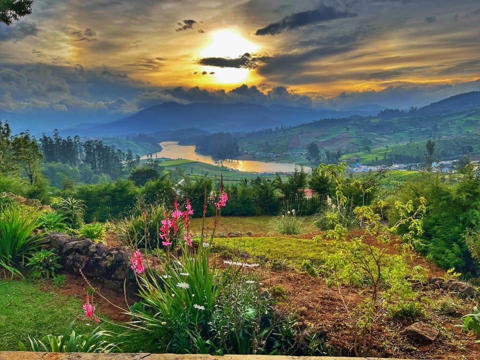 Lakeside by earthstays  Villa in Kerala