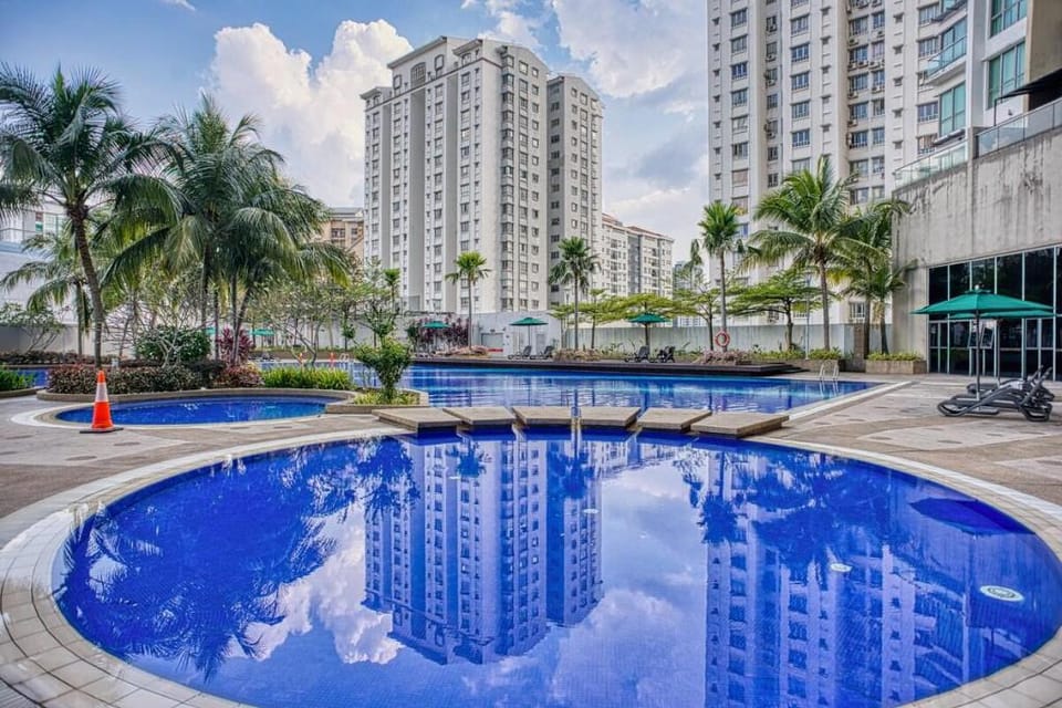 Zamrud @ MyRehat Tropics 2 Bedroom with Pool View  Vacation rental in Petaling Jaya