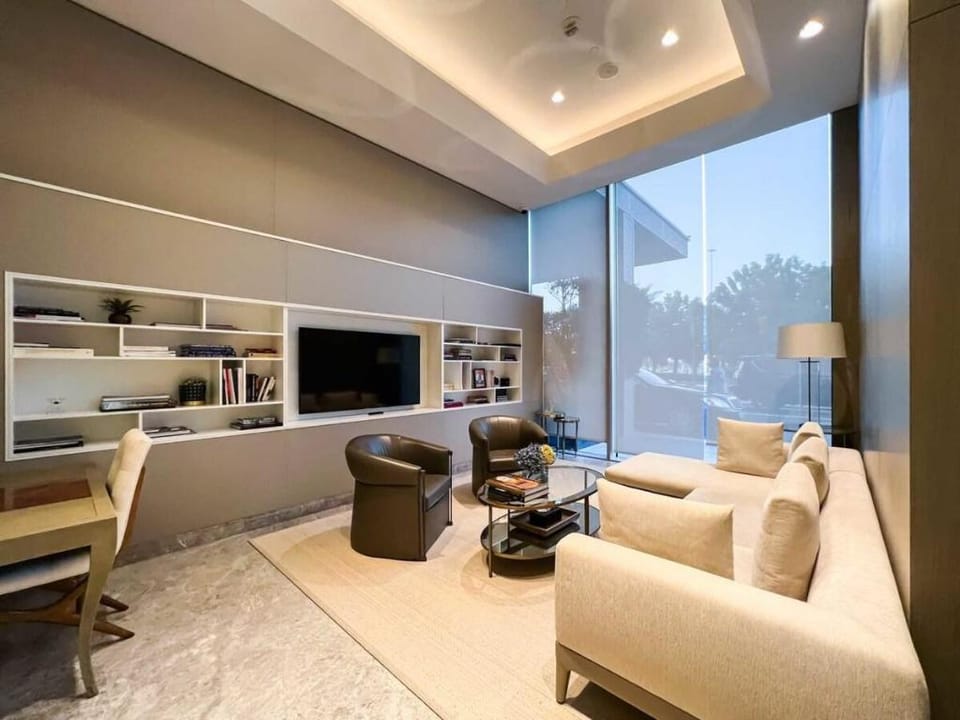 Lux 3BR @ the residence JLT w/ dubai skyline view Vacation rental in Dubai