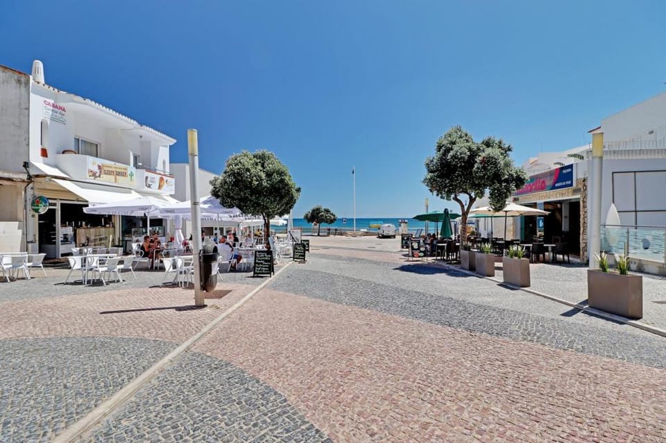 ALBUFEIRA BEACH by HOMING Apartment in Olhos de Água