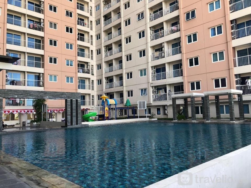 Spacey 2BR Puncak Bukit Golf Surabaya By Travelio Apartment in Surabaya