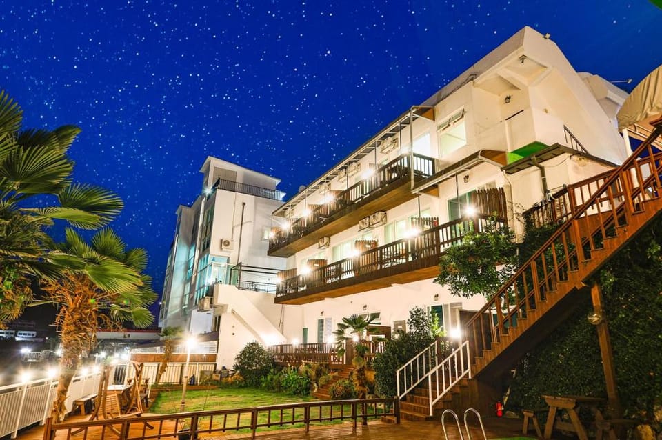 Yeosu Pension Daom Pet Pension Bed and Breakfast in South Korea