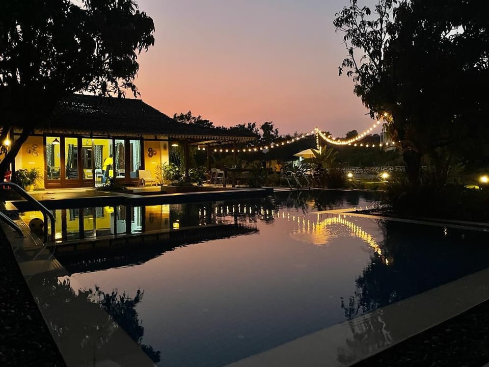 ELLOW STAY BY MOHAN FARM Hotel in Maharashtra
