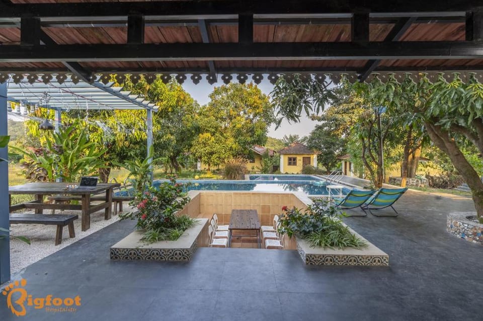 ELLOW STAY BY MOHAN FARM Hotel in Maharashtra
