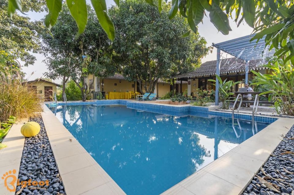 ELLOW STAY BY MOHAN FARM Hotel in Maharashtra